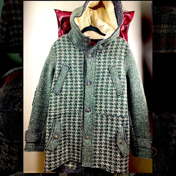 Beautiful Wool Military Grade Italian Long Coat - Picture 3 of 15